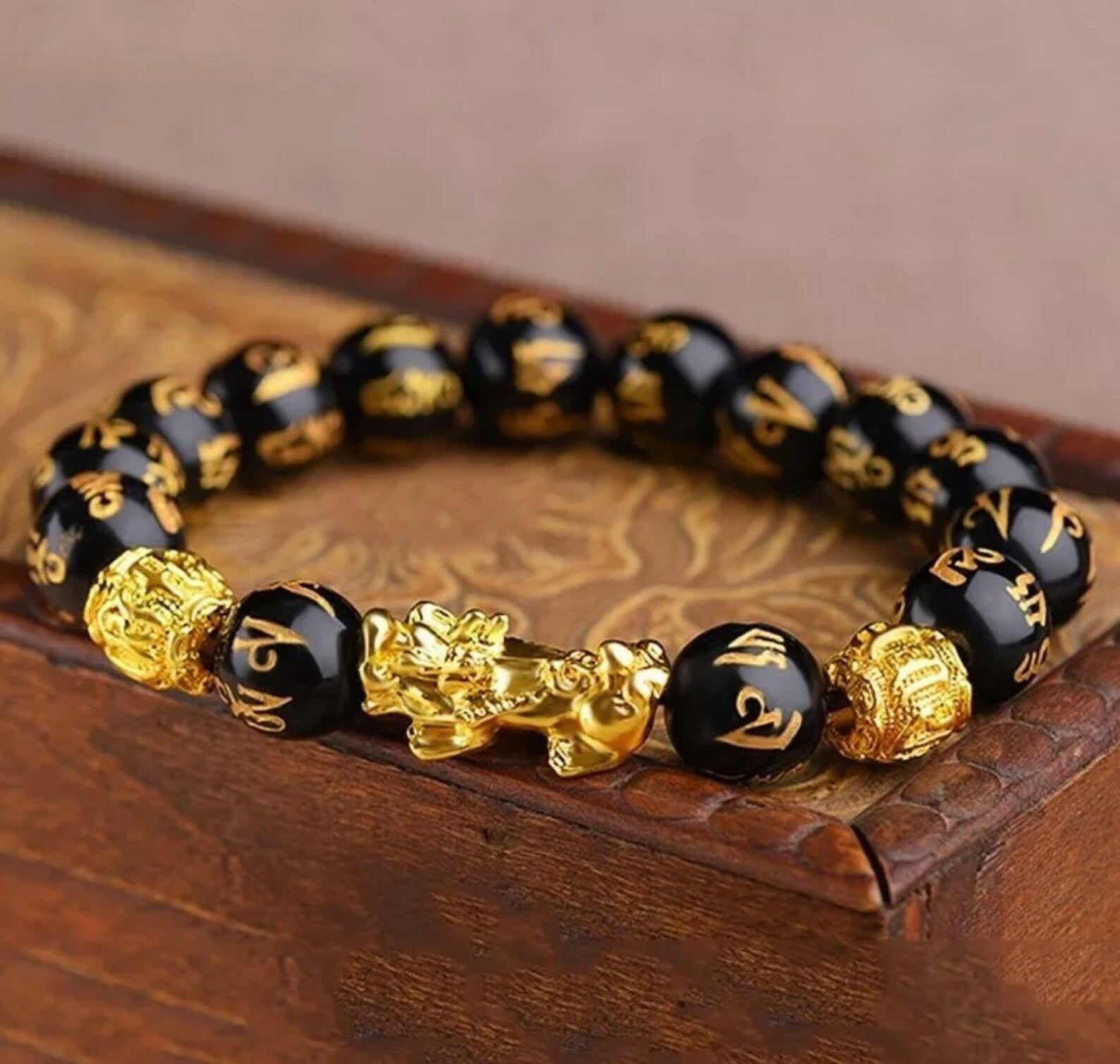 Natural Obsidian Pixiu Wealth & Luck Engraved Bracelet
